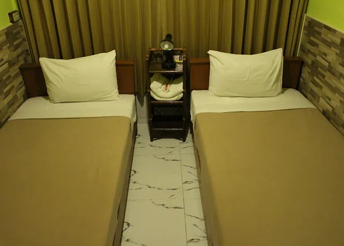 Samsen Sam Place * 방콕