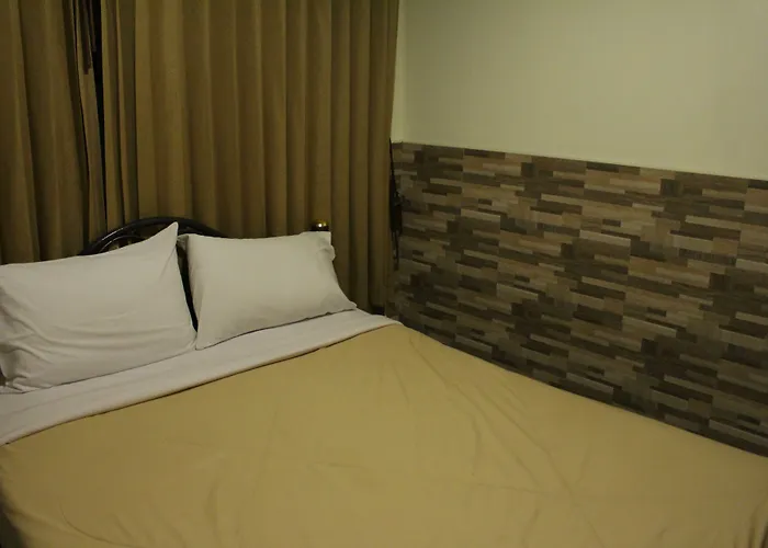Samsen Sam Place 홈스테이