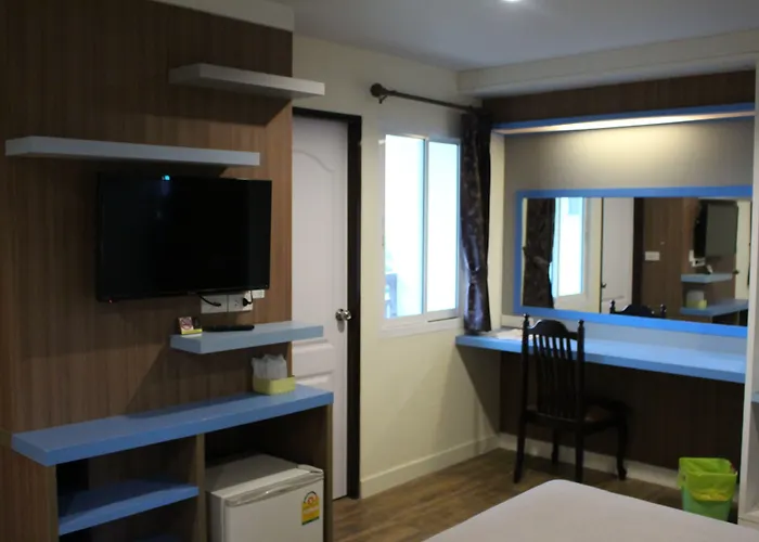 Samsen Sam Place * 방콕