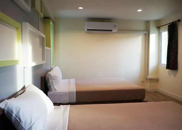 Samsen Sam Place 홈스테이 *