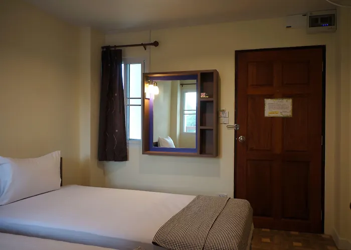 Samsen Sam Place * 방콕