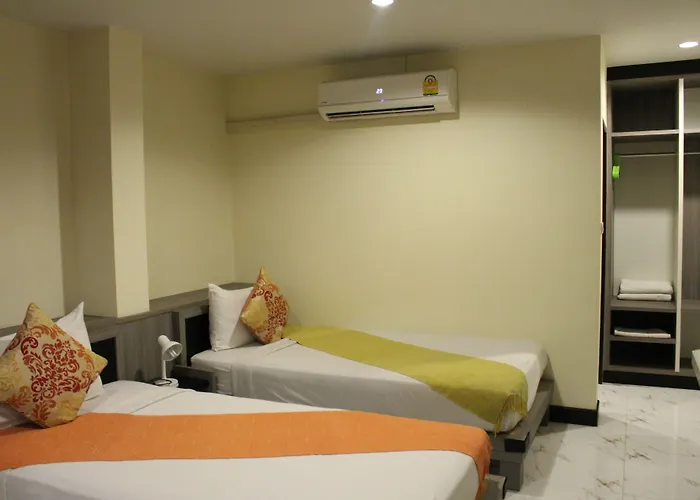 Samsen Sam Place 홈스테이 방콕