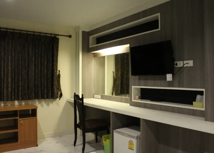 Samsen Sam Place 홈스테이 방콕