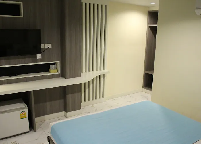 Samsen Sam Place 홈스테이 방콕