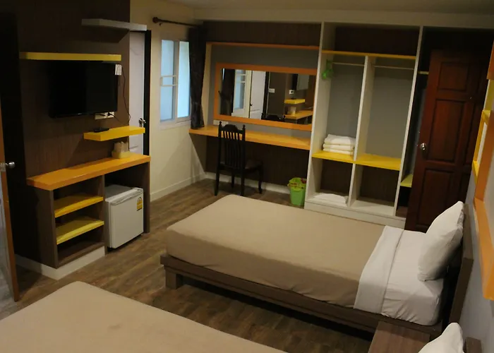 Samsen Sam Place 홈스테이 방콕