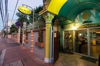 홈스테이 Samsen Sam Place *
