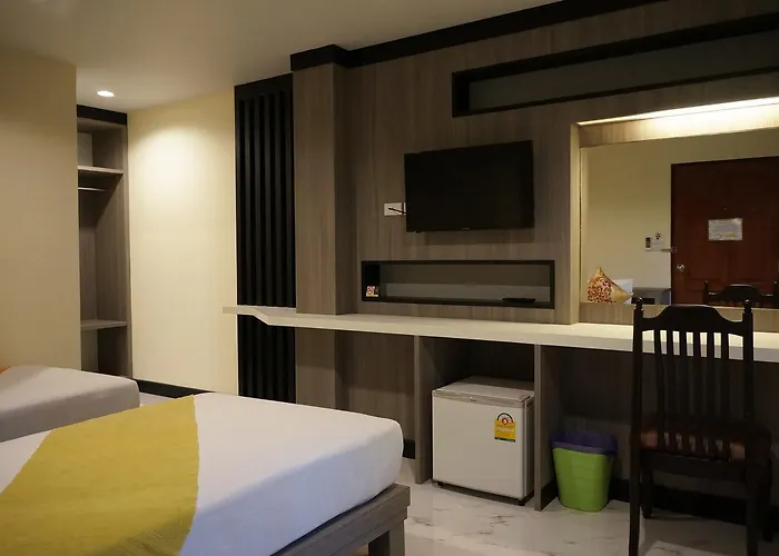 홈스테이 Samsen Sam Place 방콕